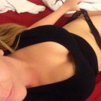 , 26  female escort, Lubbock
