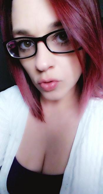 2146948600, 29 Caucasian female escort, Lubbock