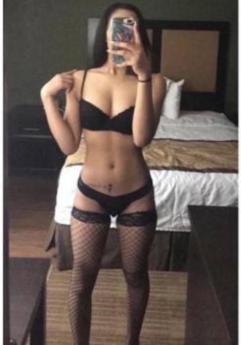 8064452132, 26 Mixed female escort, Lubbock